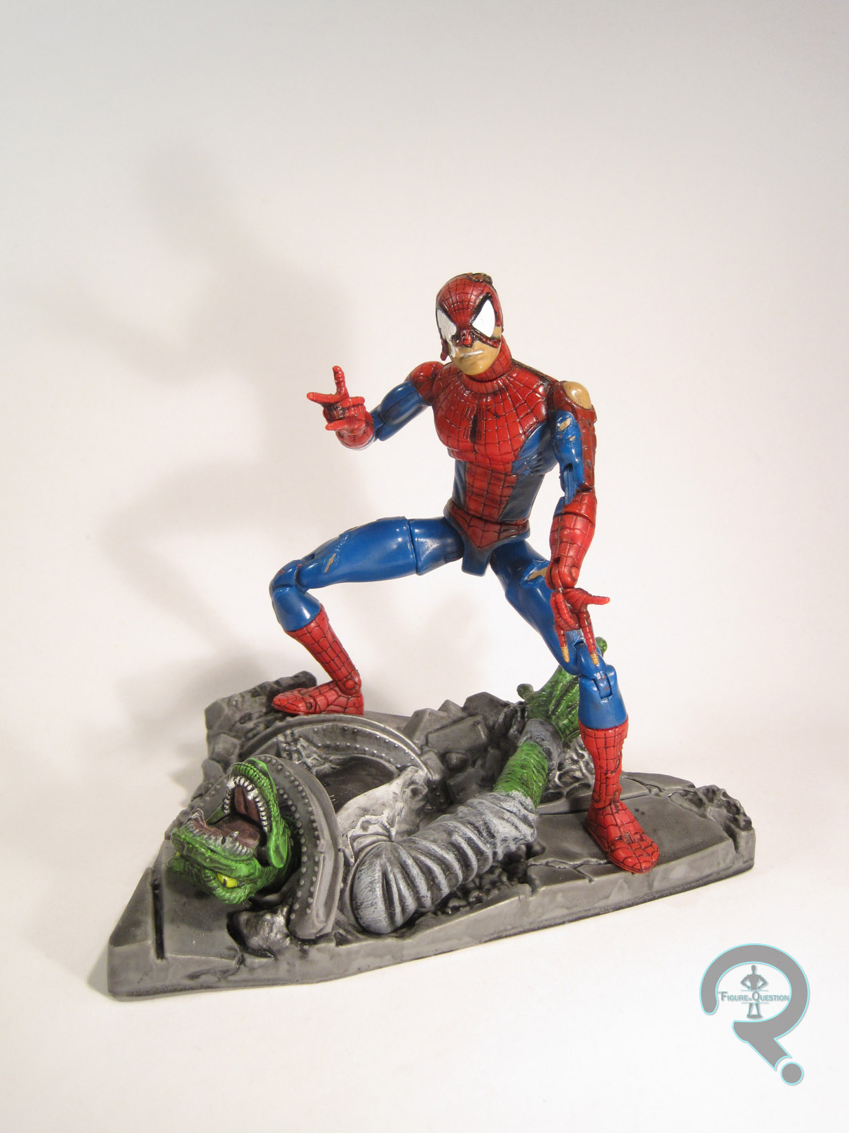 battle ravaged spider man
